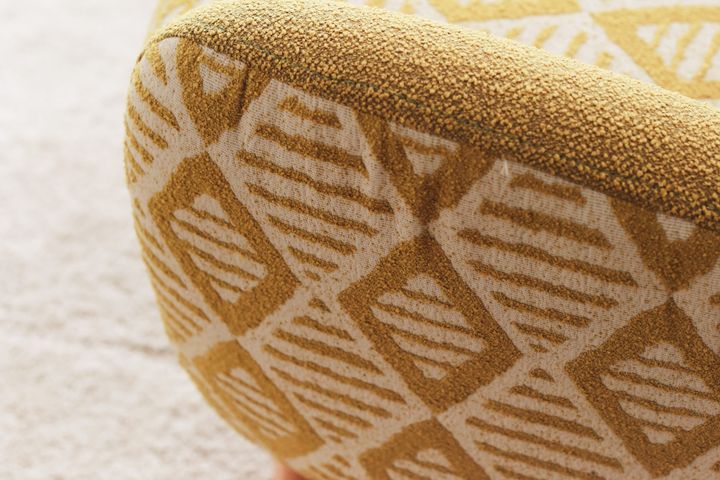 Joan Aztec Oorfauteuil, Geel