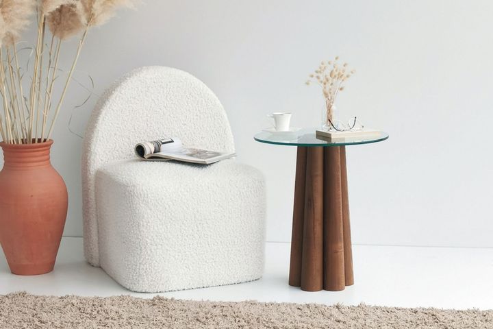 Pieneta Side Table, Walnut