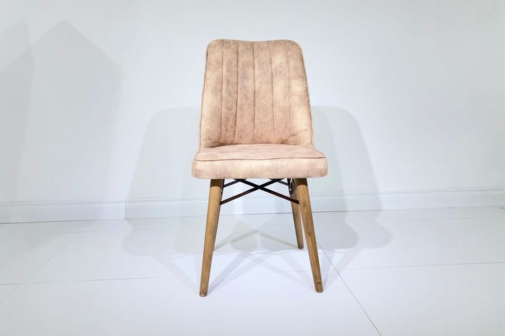 Tideway Stuhl mit Holzbeinen, Cappuccino