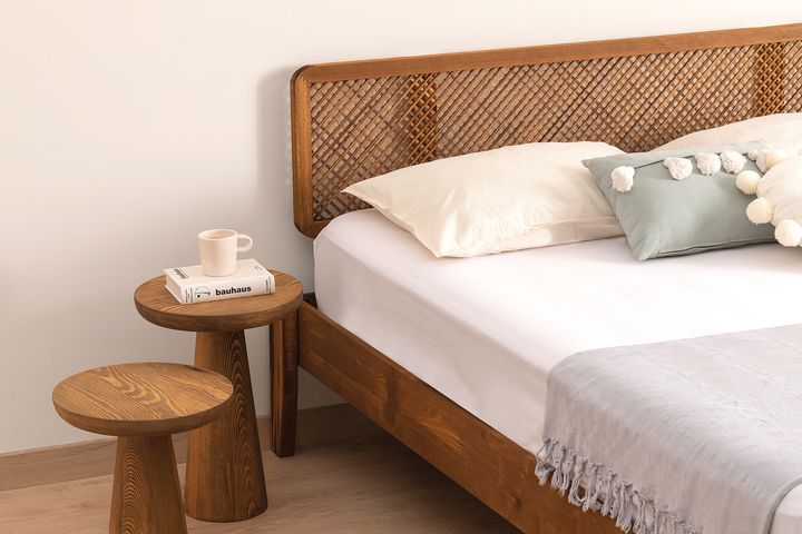 Isabella Bedframe, 90x190 cm, Walnoot