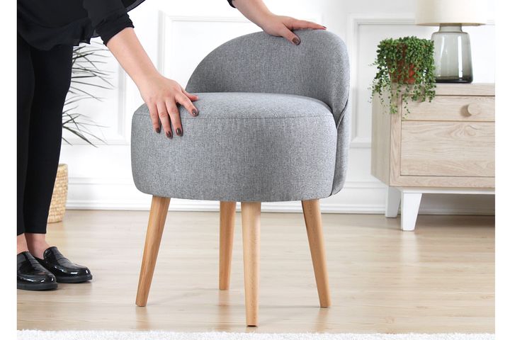 Corville Poef, Grijs