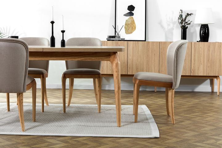 Valens Stoel (Kleurkeuze Stof In Showroom)