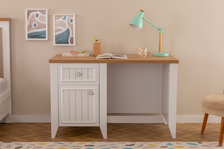 Lora Bureau