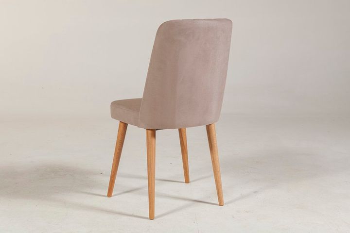 Vina Stoel, Nerts & Pijnboom