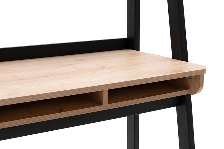 Noma Neu Bureau, Zwart