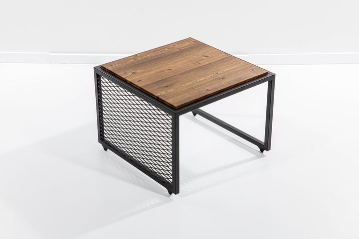 Valencia Salontafelset, Bruin