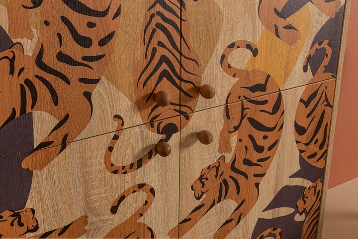 Tigris Multifunctionele Kast met Houten Poten