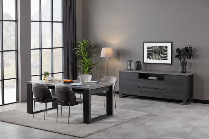 Mateo Tafel, 190x92 cm