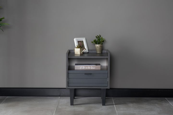 Franz Nachtkastje, Antraciet