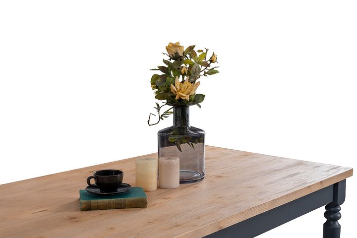 Kosovo Grote Houten Tafel