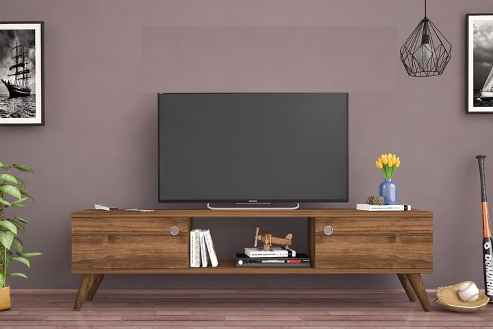 Wood TV-Lowboard mit Holzbeinen, 160 cm, Nussbaum