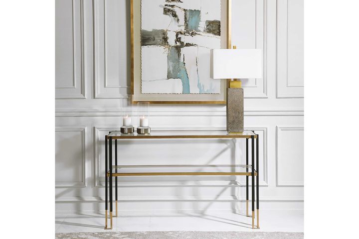 Fiorella Dressoir, Verouderd Zwart