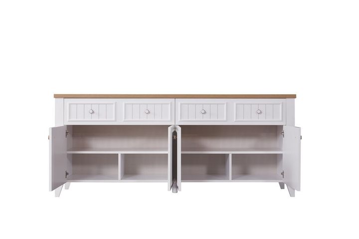 Lora Dressoir