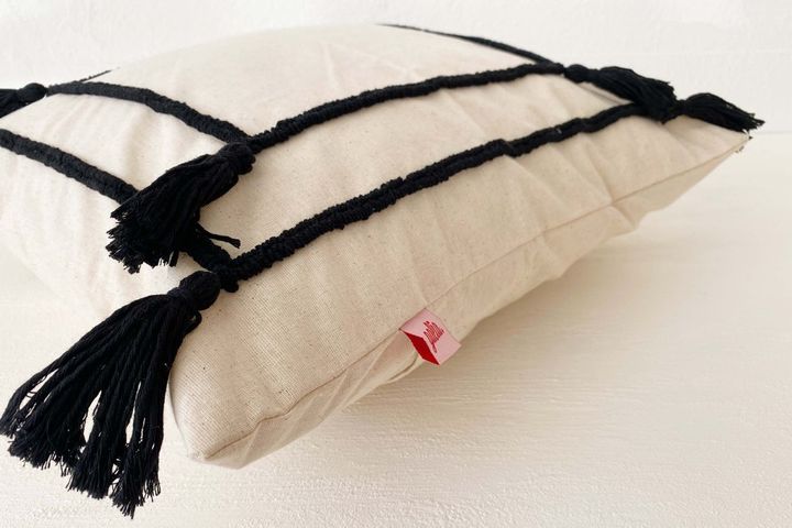 Galia Bohemian Kussen met Kwastjes, 45x45 cm, Zwart