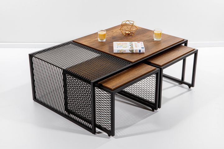 Valencia Salontafelset, Walnoot