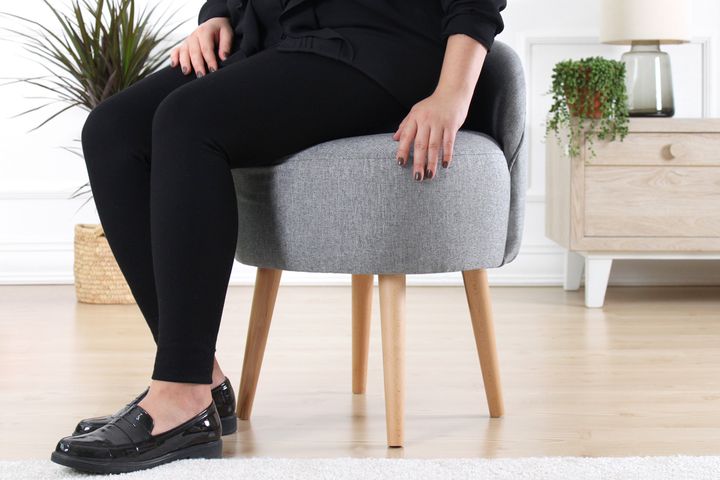 Corville Poef, Grijs