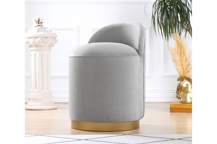 Dover Poef, Lichtgrijs