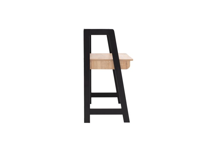Noma Neu Bureau, Zwart