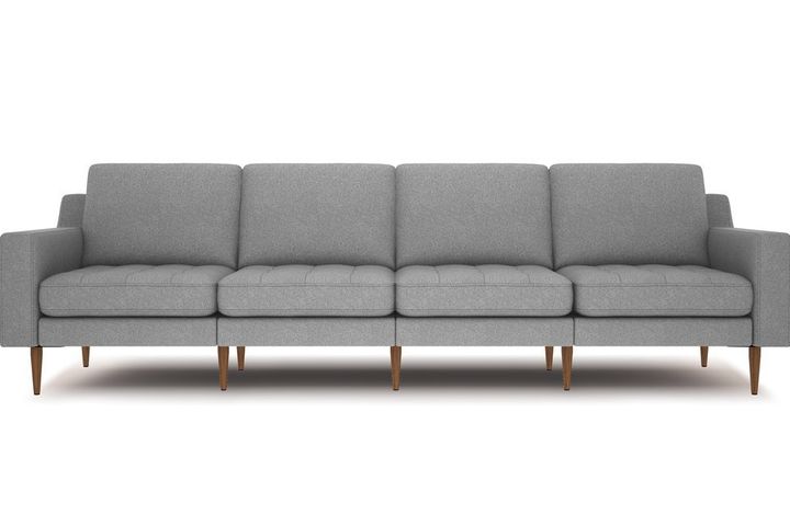 Normod 4-Sitzer Sofa mit Holzbeinen aus Nussbaum, Grau
