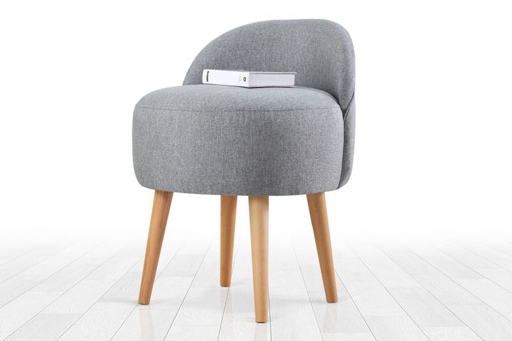 Corville Poef, Grijs