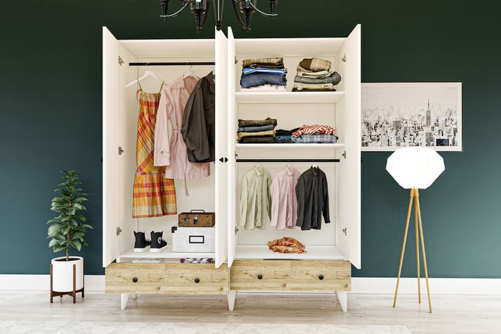 Perlino Kledingkast met 4 Deuren, 2 Lades en Voeten