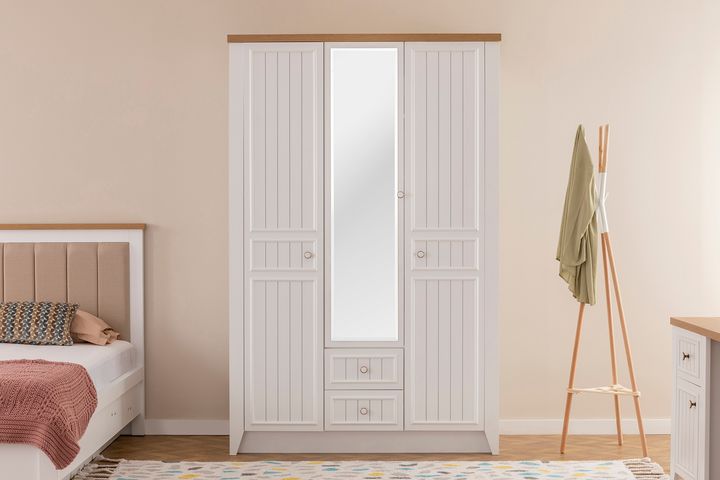 Lora Kledingkast met 3 Deuren